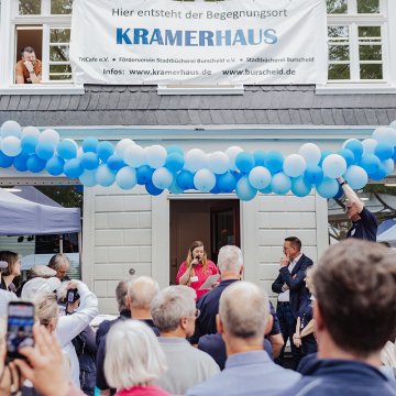 Eröffnung des Kramerhauses: Neuer Begegnungsort im Herzen von Burscheid