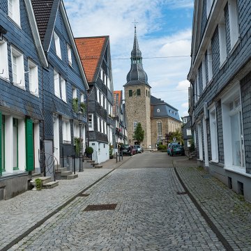 Die Nutzung von Bestandsimmobilien ist aufgrund knapper werdender Flächen eine gute Lösung, um Leerstand zu verhindern und Quartiere lebendig zu halten. Fotonachweis: REGIONALE 2025 Agentur