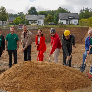 Spatenstich für neue Markthalle in Waldbröl