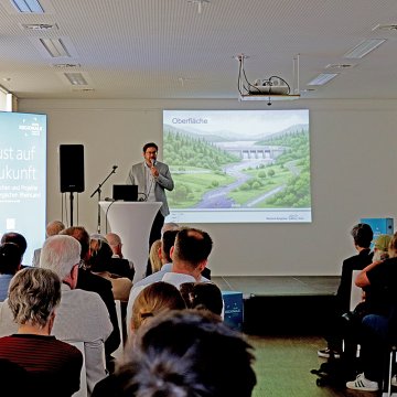 Zwischen Starkregen und Trockenheit: Zukunftswerkstatt „Wasser“ sucht gemeinsame Lösungen