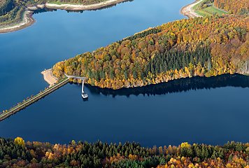 Die große Dhünn-Talsperre bildet das inhaltliche Zentrum des Projektes Bergische WasserkompetenzRegion :aqualon 2.0. Fotonachweis: REGIONALE 2025 Agentur