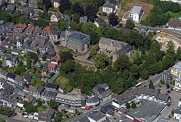 Mit der Umnutzung des Schlosses in Hückeswagen soll die Ortsmitte der Schloss-Stadt gestärkt und die Bedeutung des Gebäudes als identifikationsstiftenden Ort in der Region hervorgehoben werden. Fotonachweis: REGIONALE 2025 Agentur