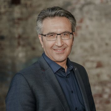 Dr. Mehmet  Sarikaya