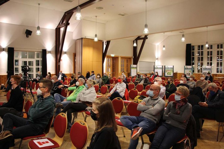 Bergneustadt Bürgerbeteiligung Talstraße 2021 Publikum