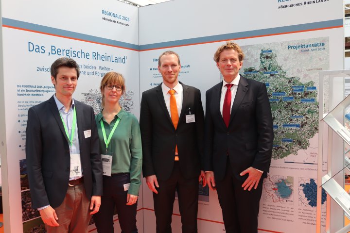 Polis Convention 05