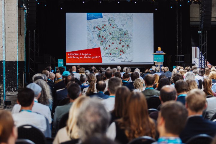 Kongress Weiter geht's
