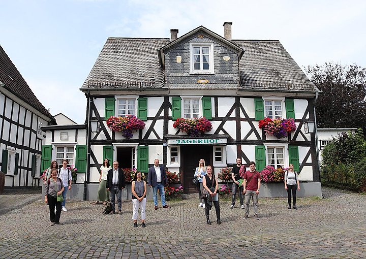 2021_Projektfamilie_AltStadtLeben_Mitgliedertreffen