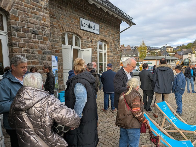 Einweihung Freiflächen Bahngelände